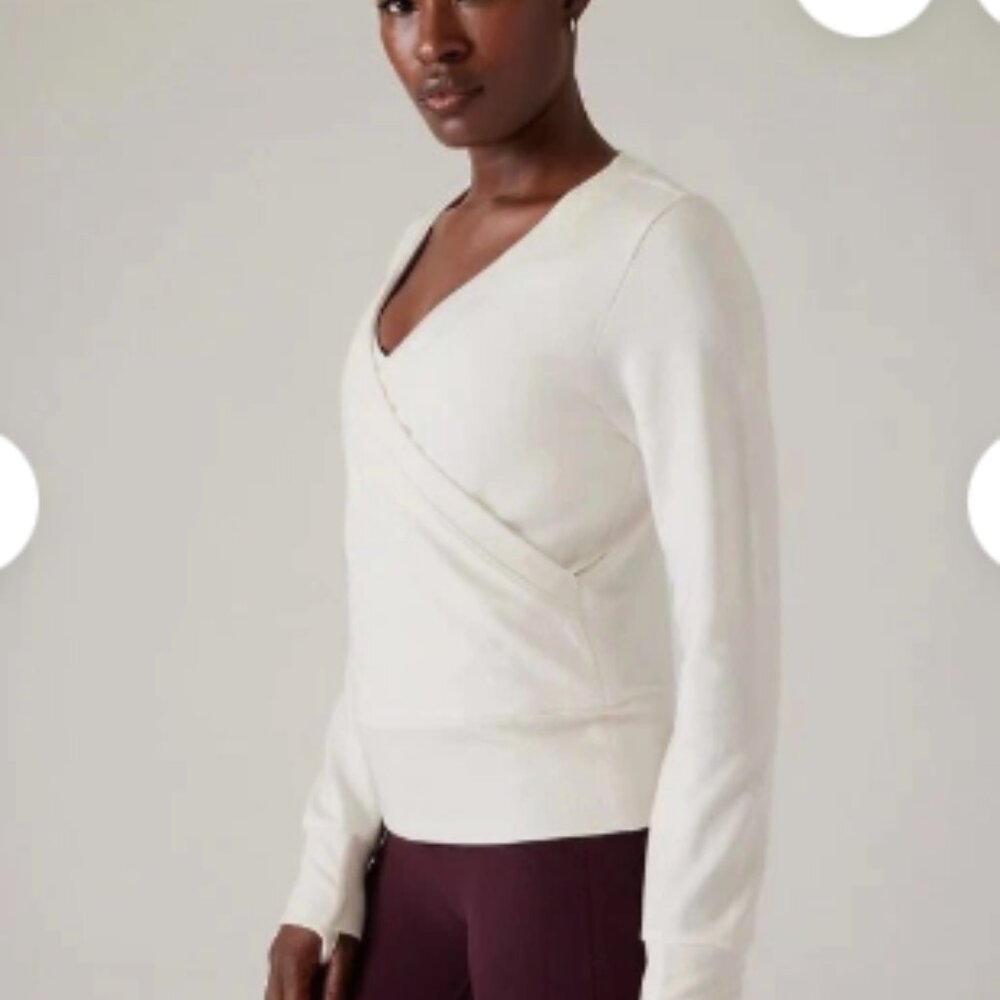 NWT Athleta Recharge Sweatshirt Womens XS Cream Extra Small NEW